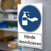 Verbotsschild &#171;H&#228;nde desinfizieren&#187;